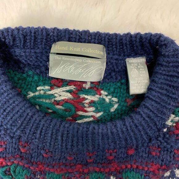 VINTAGE LORD & TAYLOR Kensington Collection 100% hand knit wool sweater - Picture 4 of 4